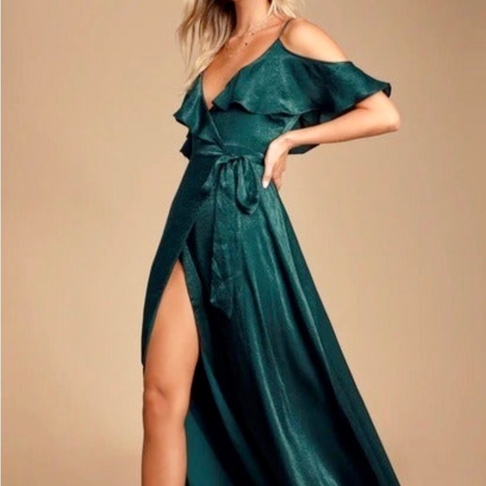 Green Lulu’s dress